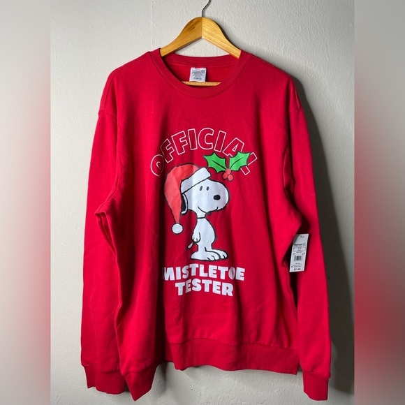 Other - Xl nwt snoopy Christmas sweatshirt mistletoe